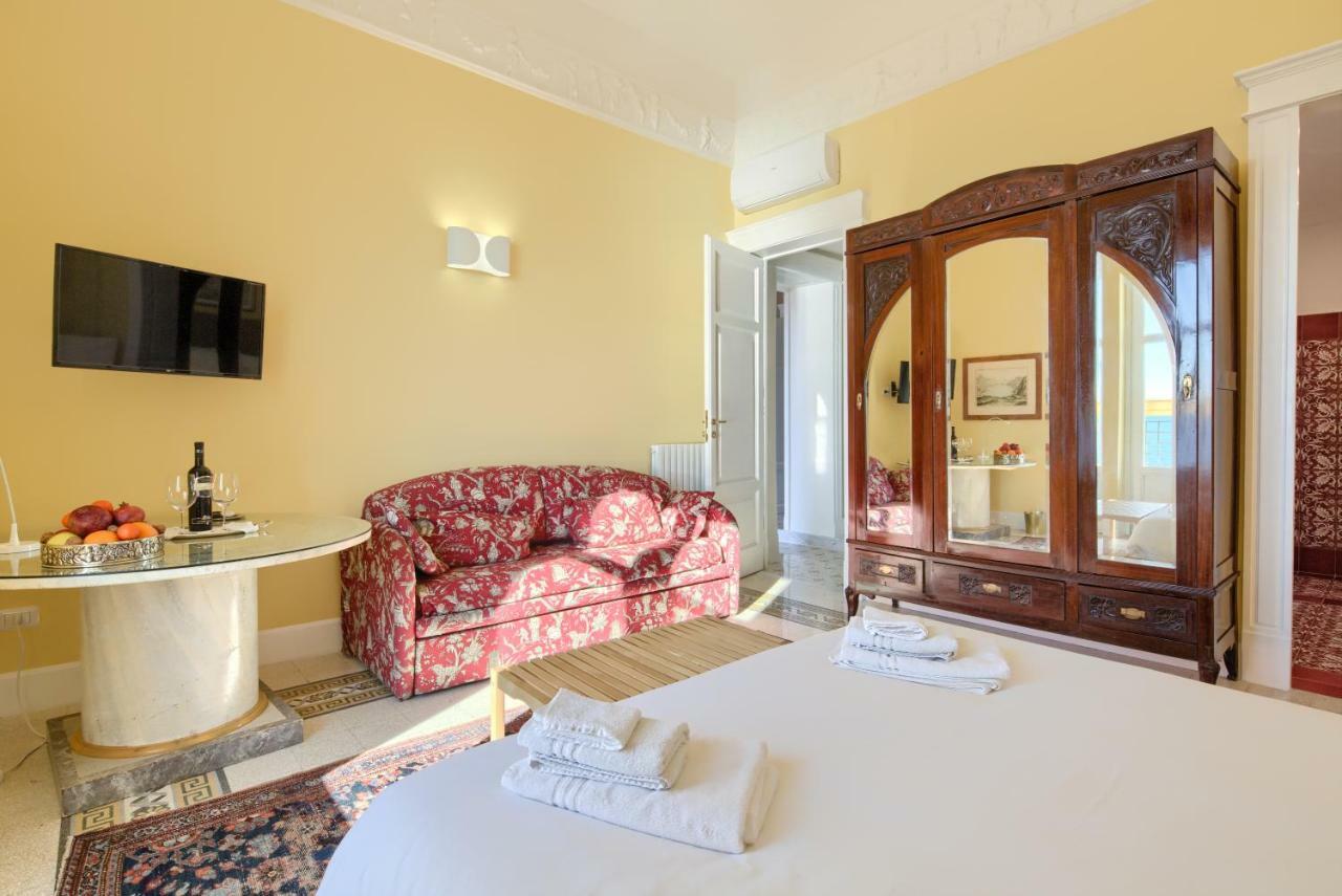 La Giulietta - Penthouse Apartman Salerno Kültér fotó