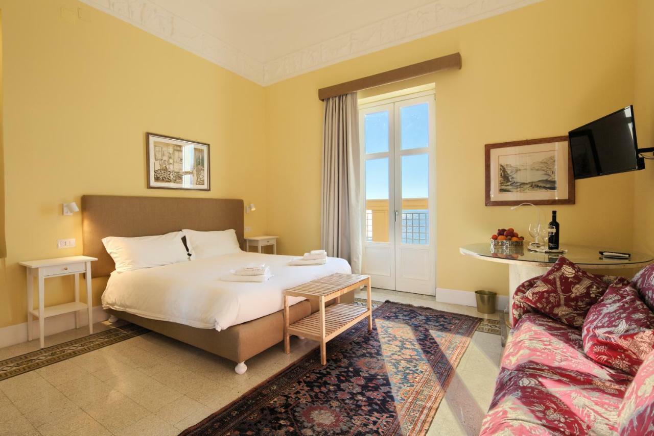 La Giulietta - Penthouse Apartman Salerno Kültér fotó