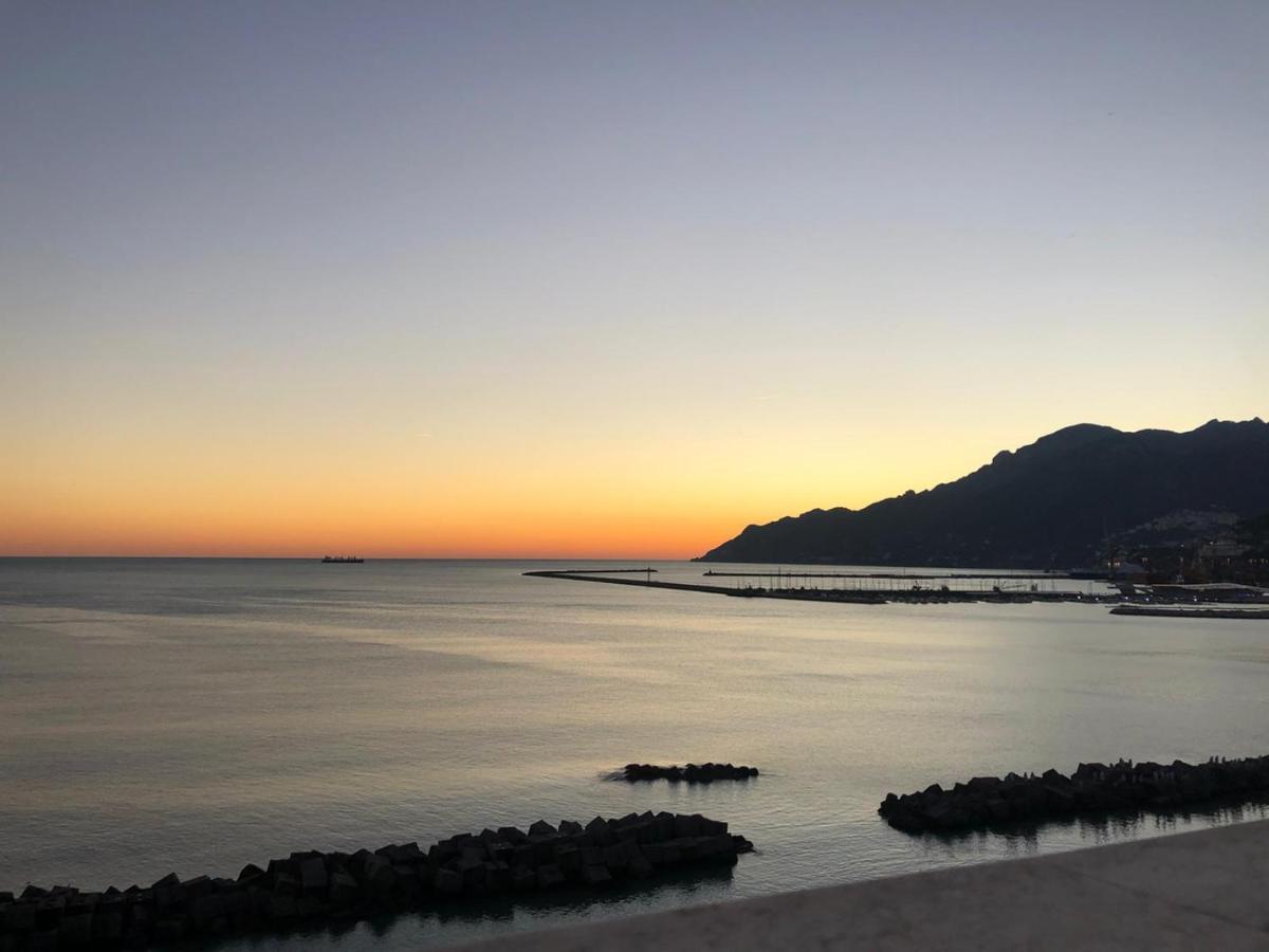 La Giulietta - Penthouse Apartman Salerno Kültér fotó