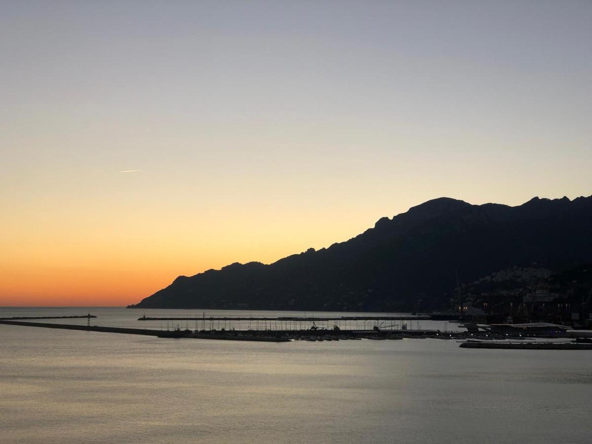 La Giulietta - Penthouse Apartman Salerno Kültér fotó